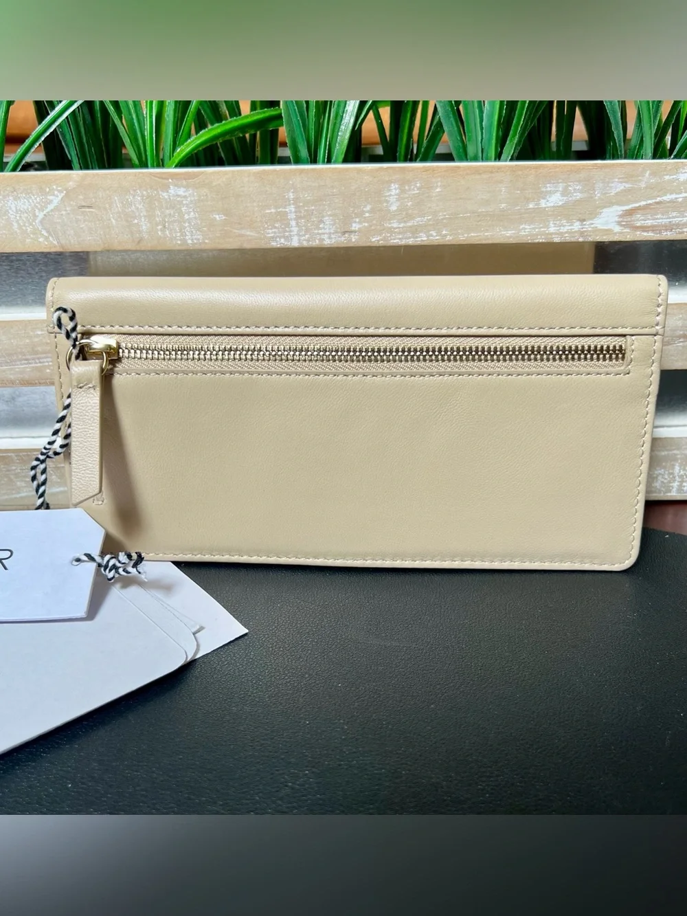 THACKER Anna Bifold Nappa Leather Wallet in Cashew
